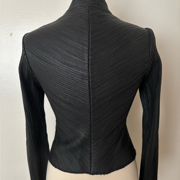 RARE Bebe Genuine Leather Perforated Gorgeous Jacket with some stretch - Picture 11 of 13